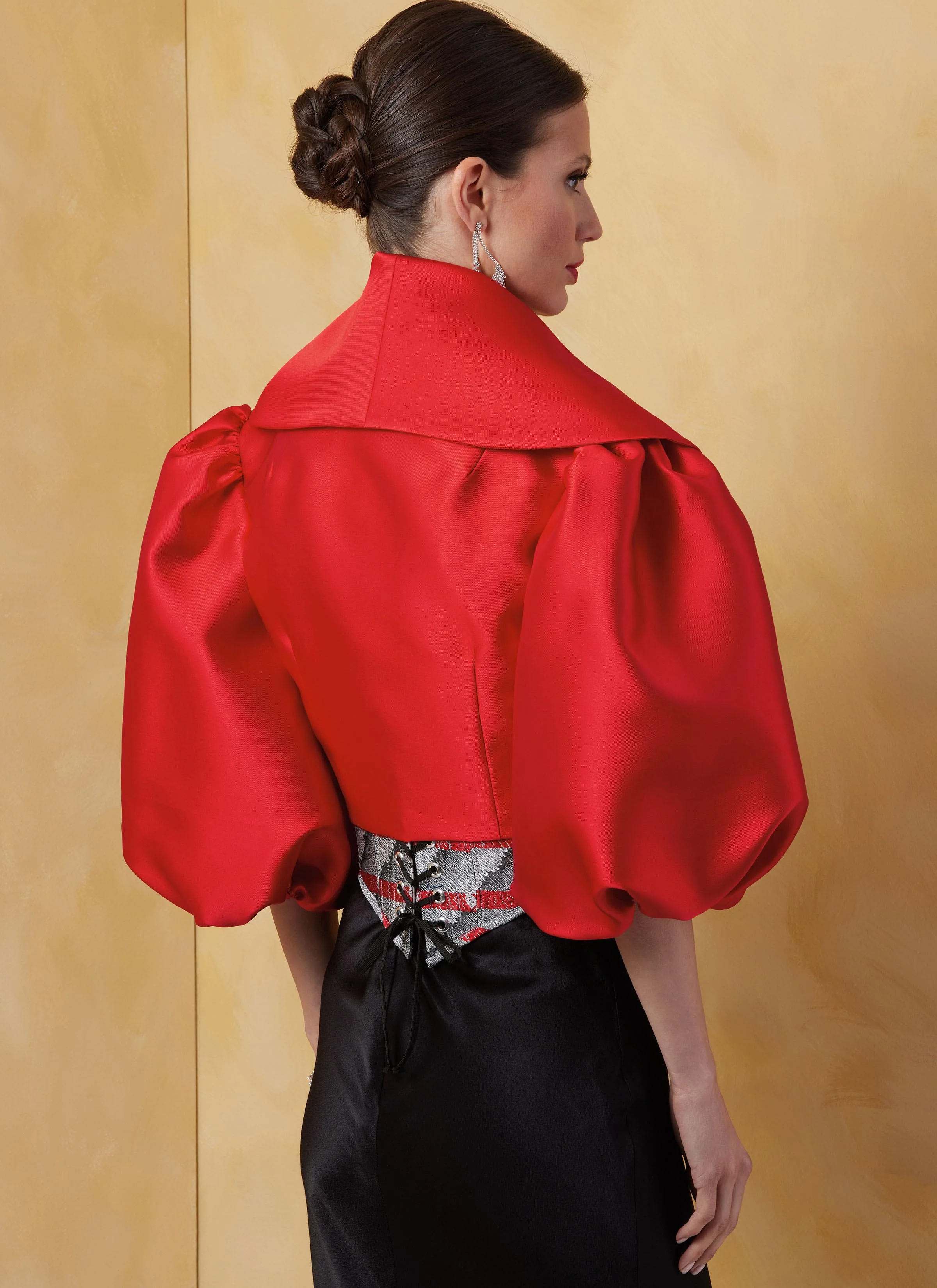 Vogue Bolero and Capes V2078 - Image 8