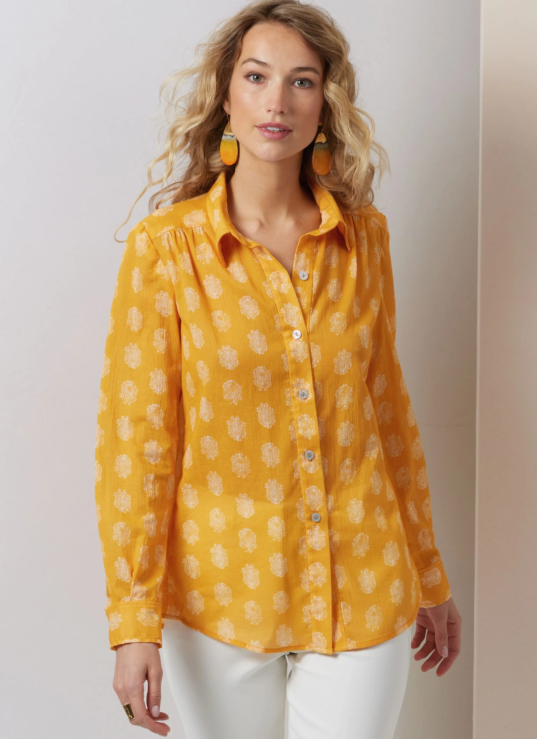Vogue Blouse V2031 - Image 3
