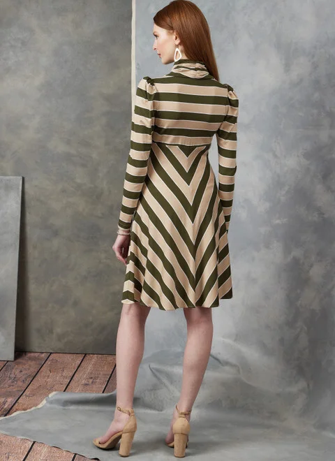 Vogue Dress V1907 - Image 6