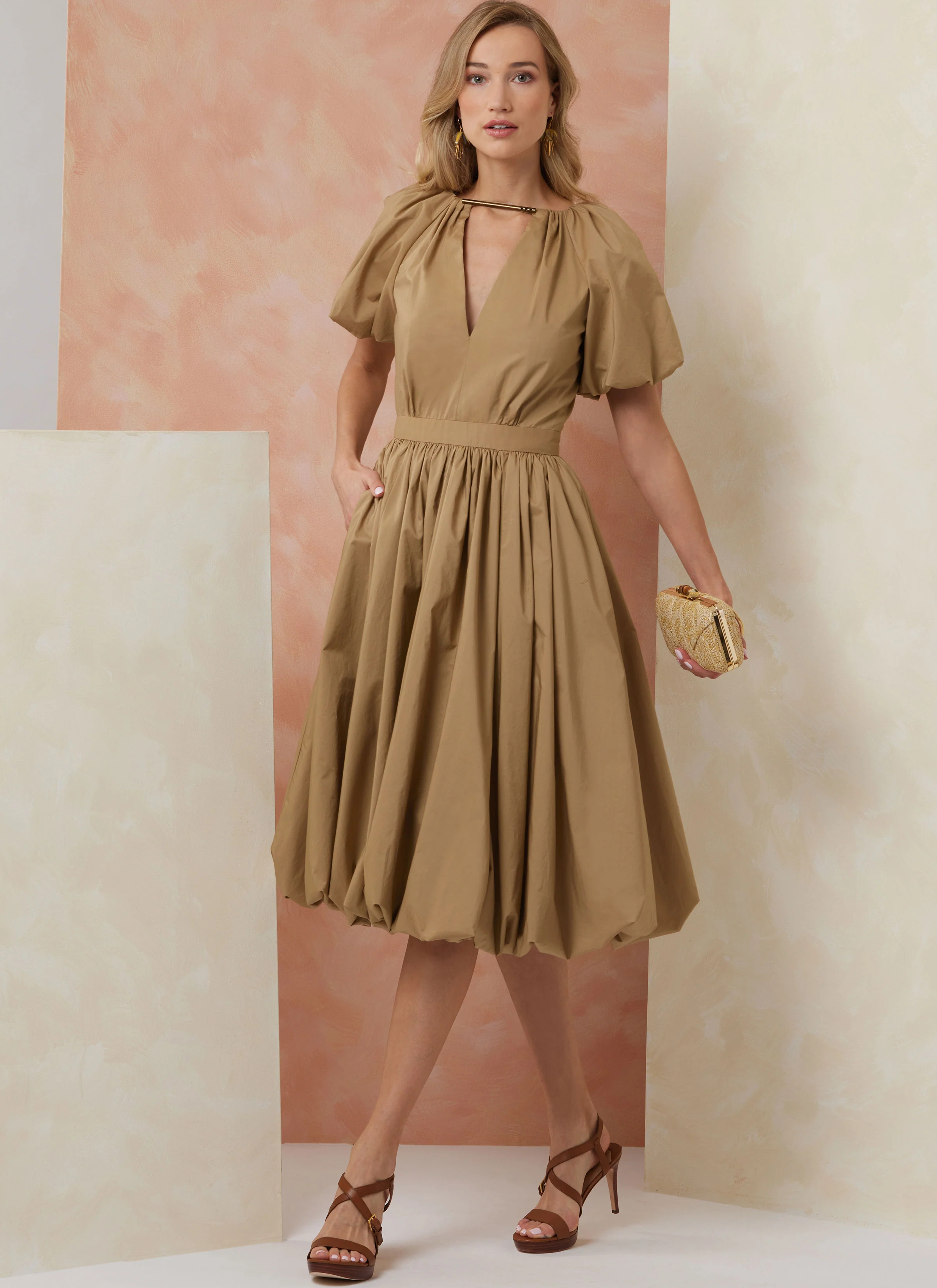 Vogue Dress V2106 - Image 6