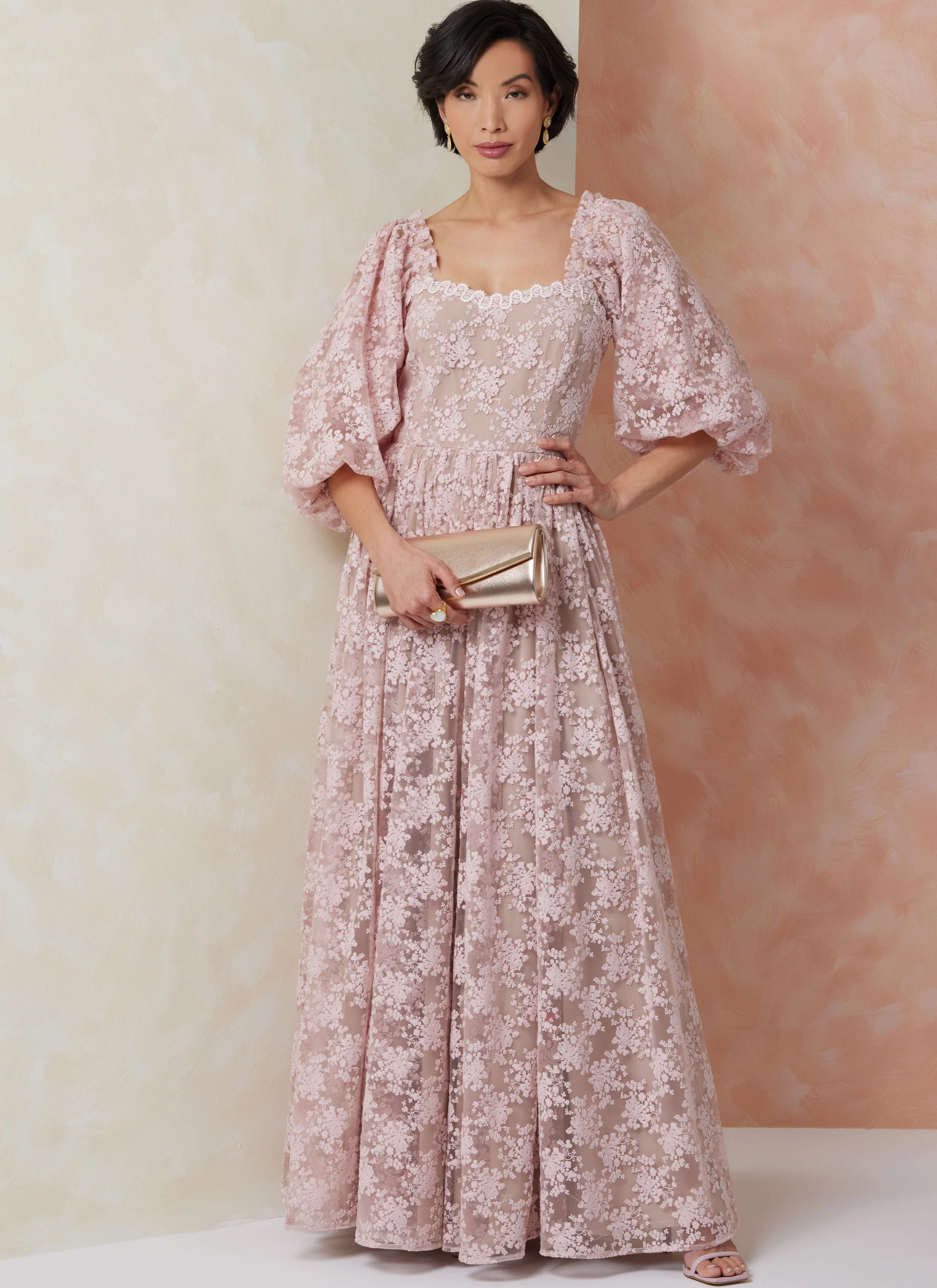 Vogue Gown V2109 - Image 4
