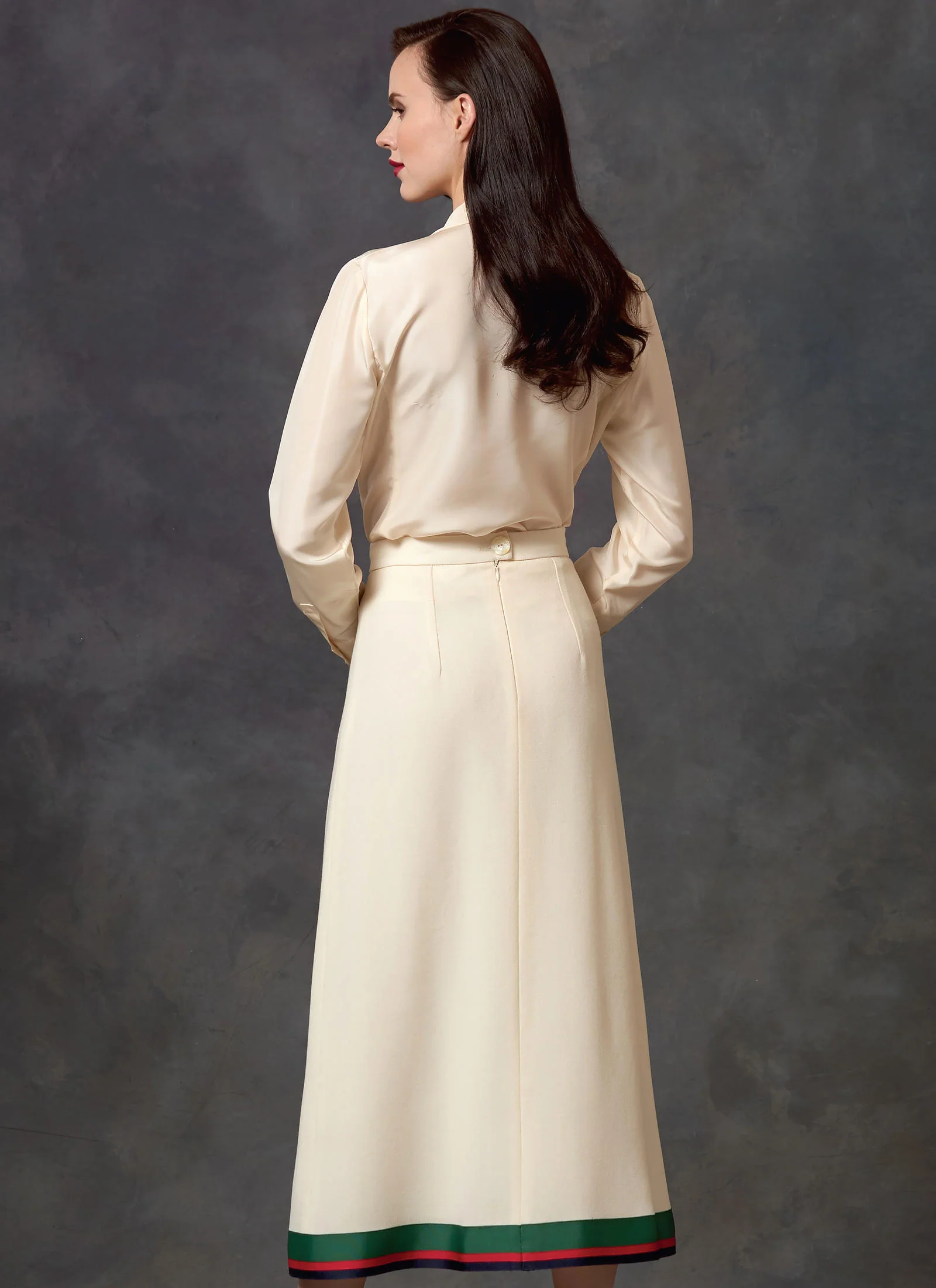 Vogue Jacket, Dress and Skirt V1643 - Image 13