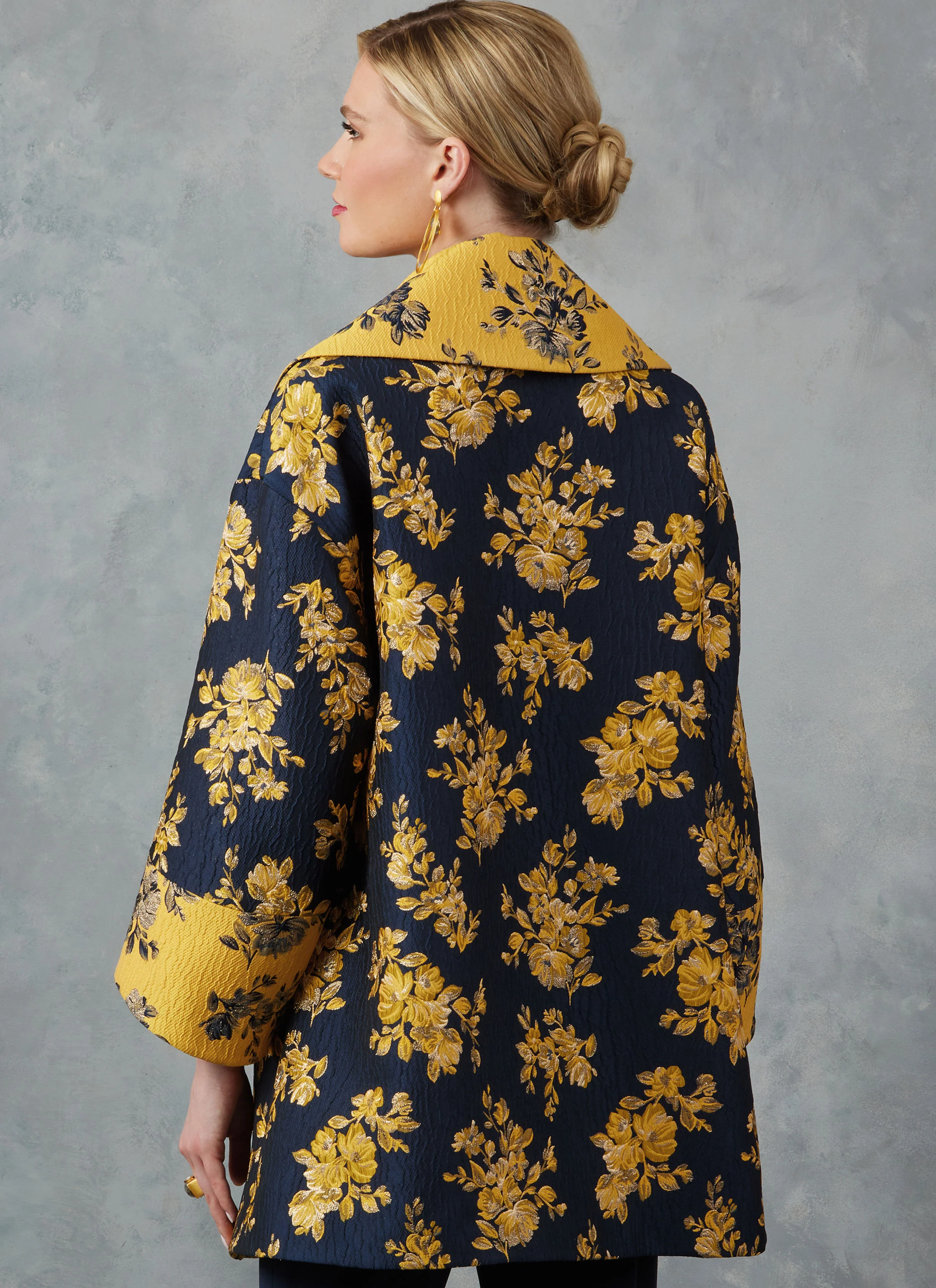 Vogue Jacket V2052 - Image 4