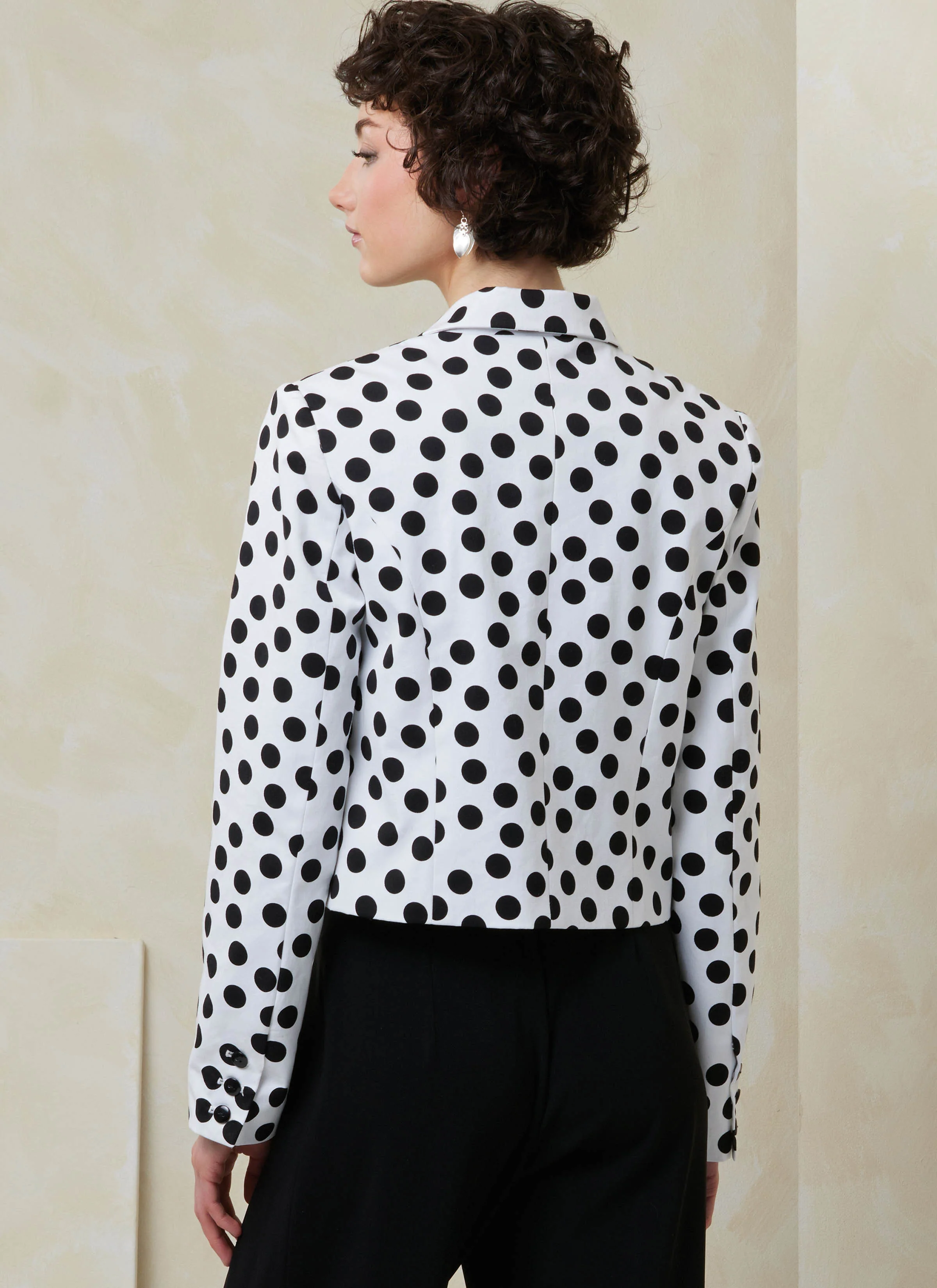 Vogue Jackets V2114 - Image 4