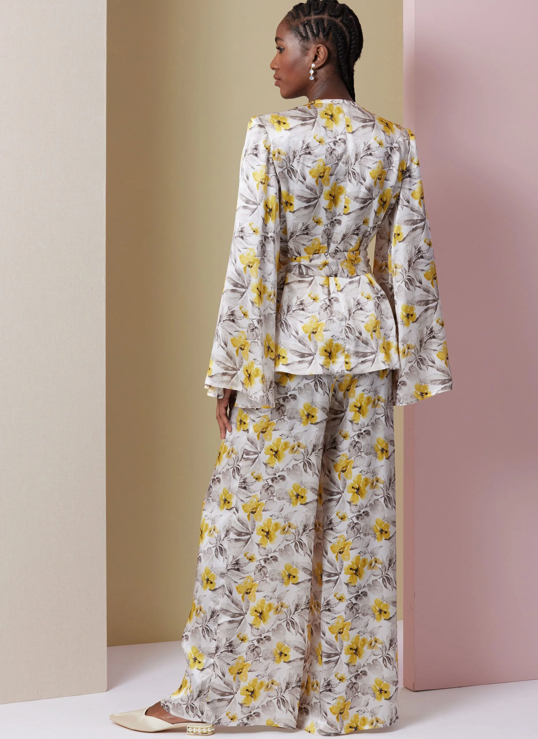 Vogue Loungewear V2020 - Image 6