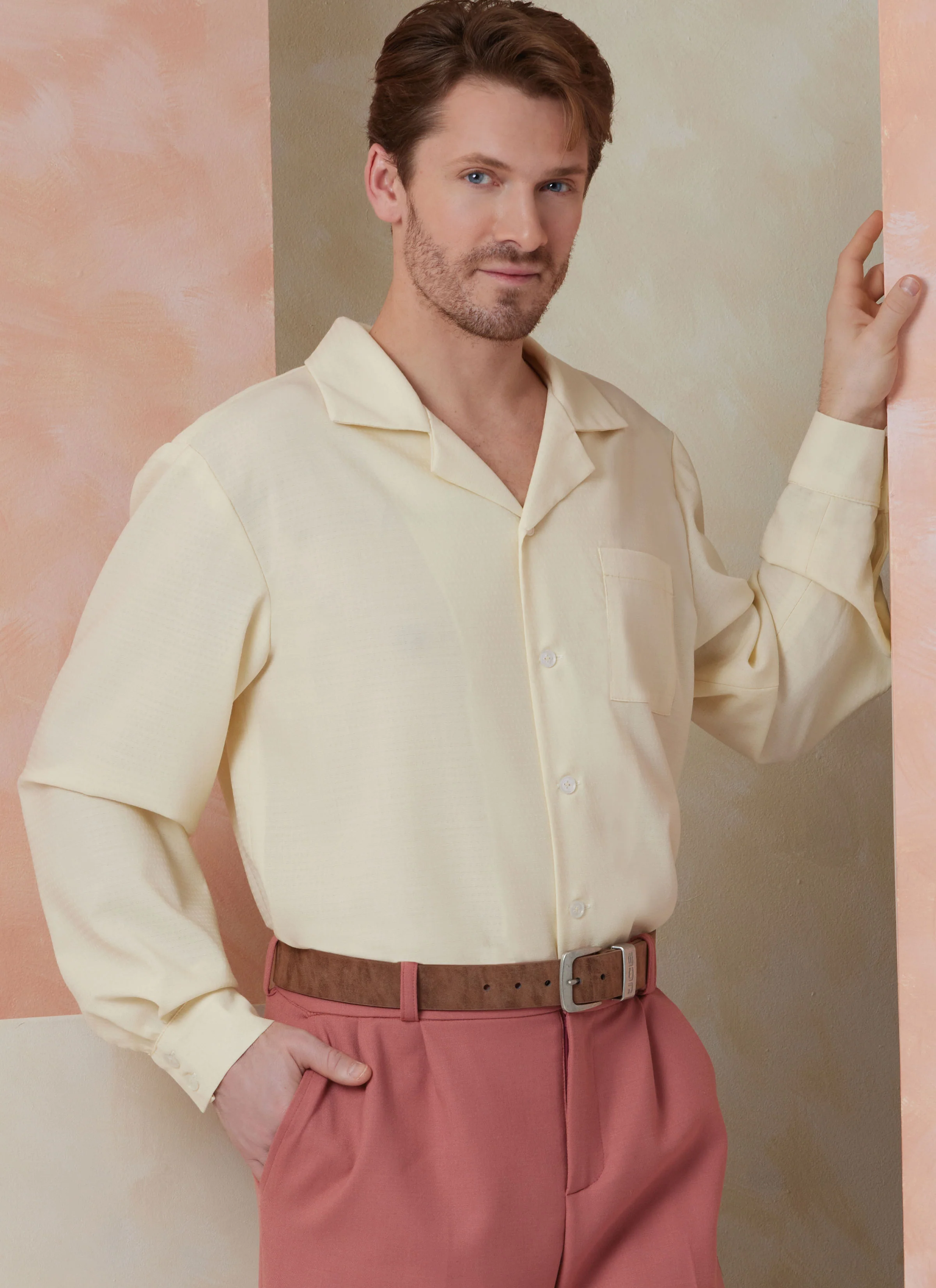 Vogue Men's Shirt, Shorts, Trousers and Belt V2120 - Image 3