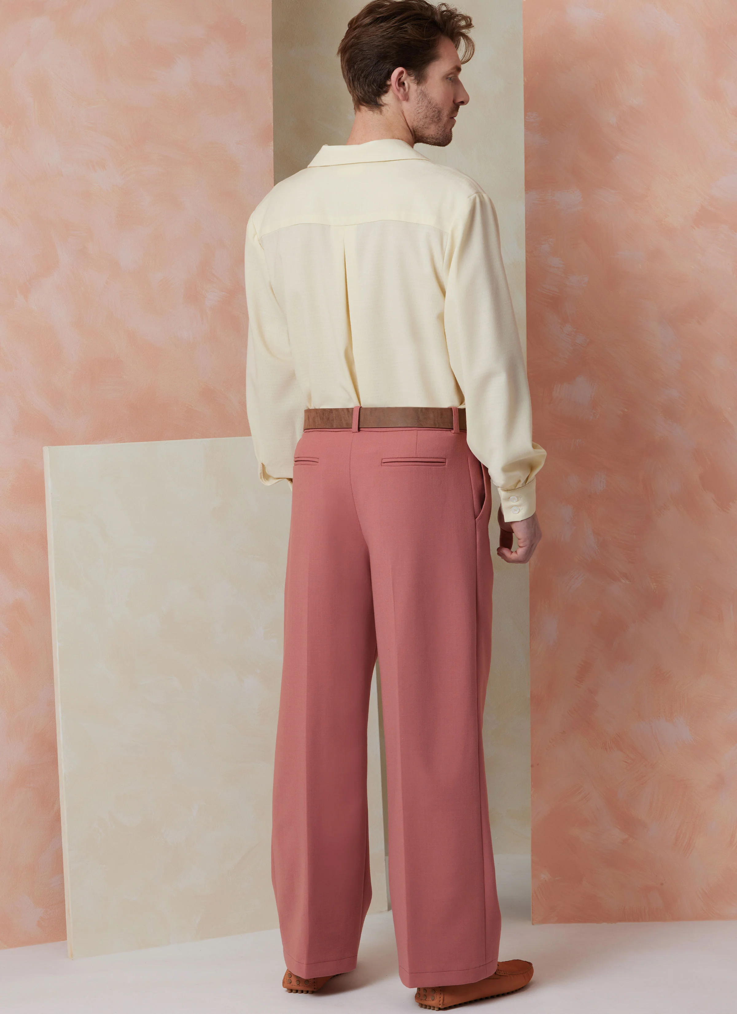Vogue Men's Shirt, Shorts, Trousers and Belt V2120 - Image 9