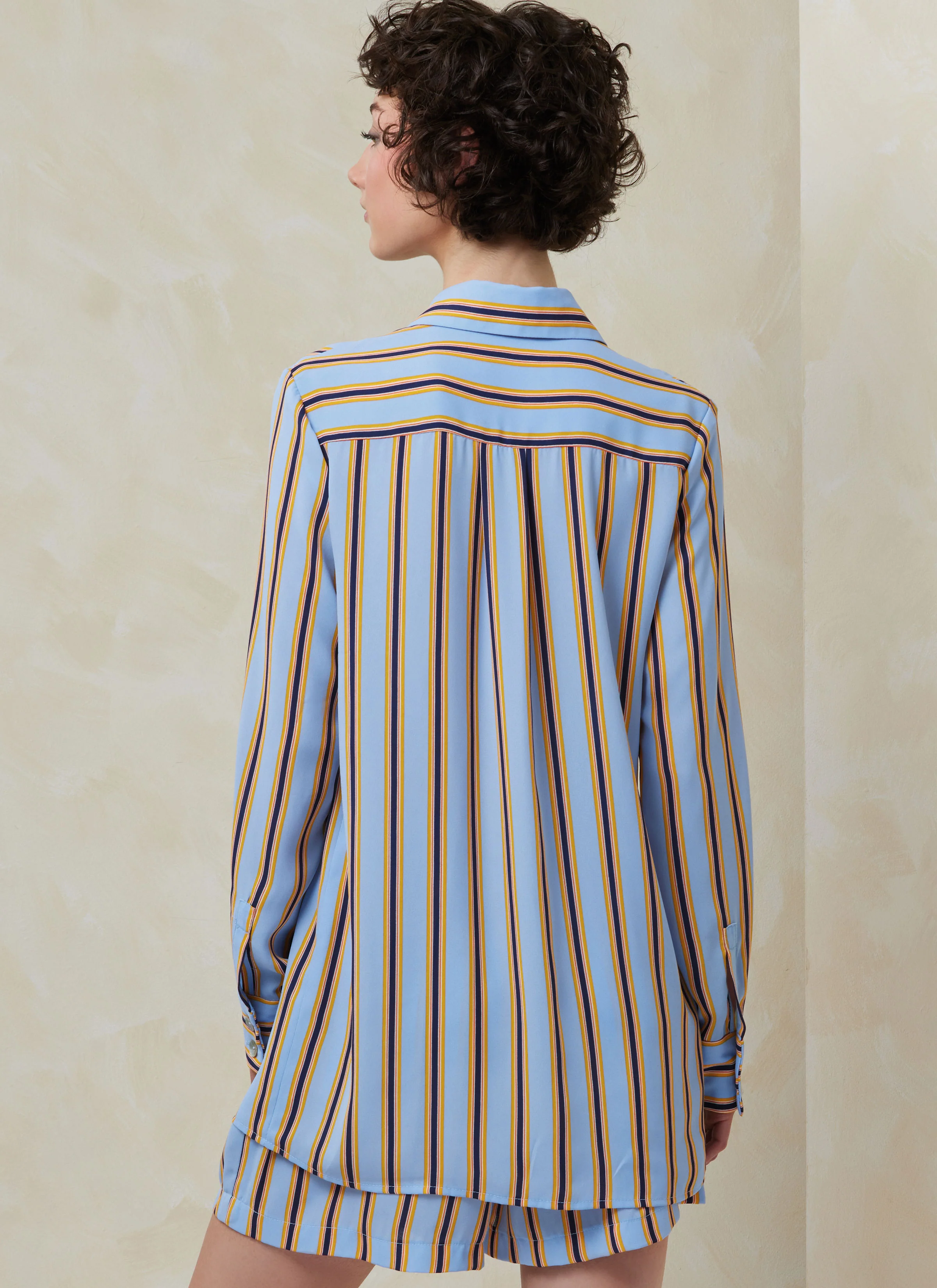 Vogue Pyjamas V2119 - Image 7
