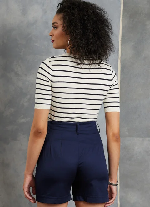 Vogue Shorts and Trousers V1900 - Image 6