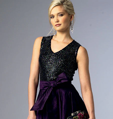 Vogue Skirt V8980 - Image 4