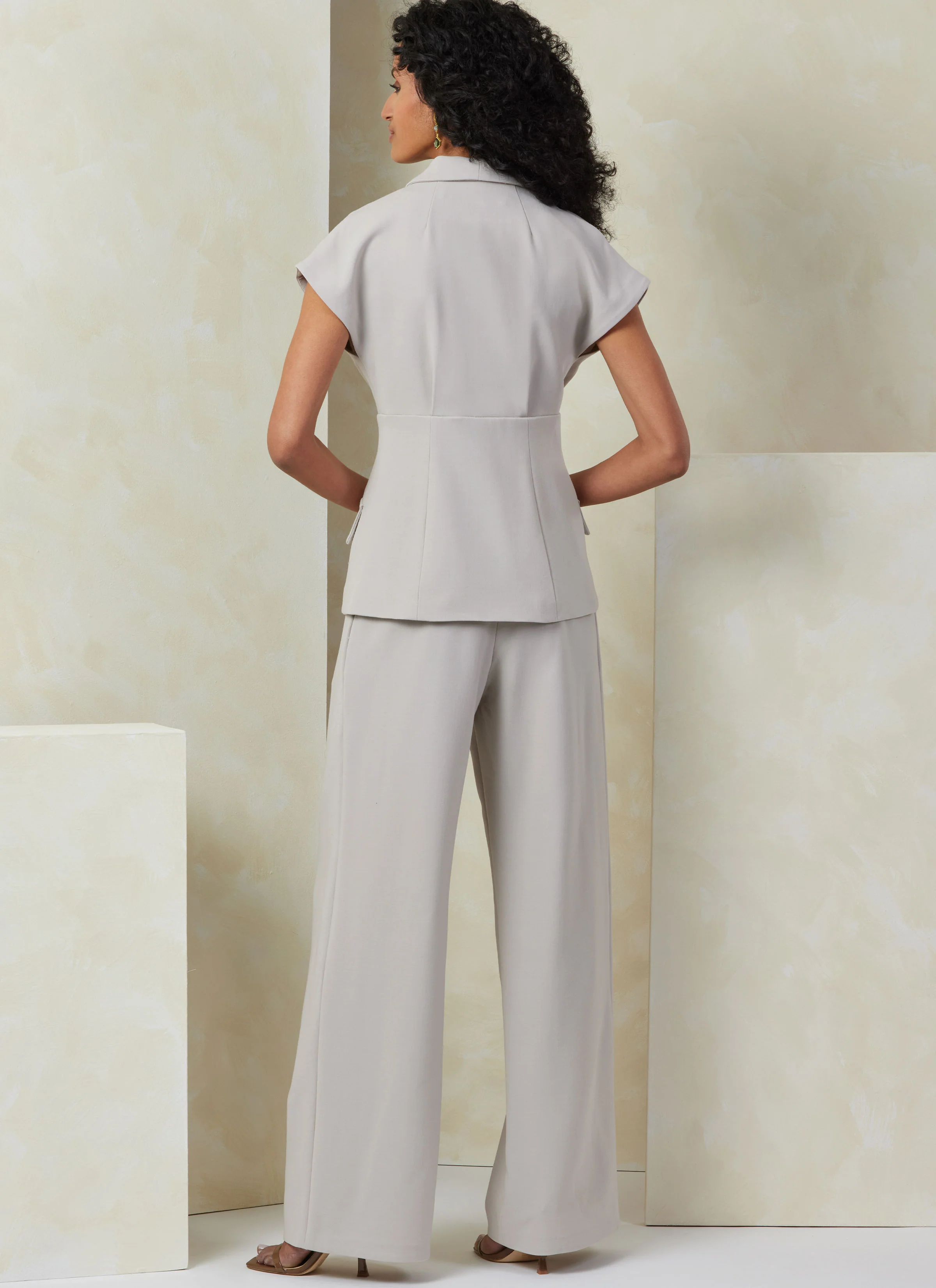 Vogue Top, Skirt and Trousers V2097 - Image 8