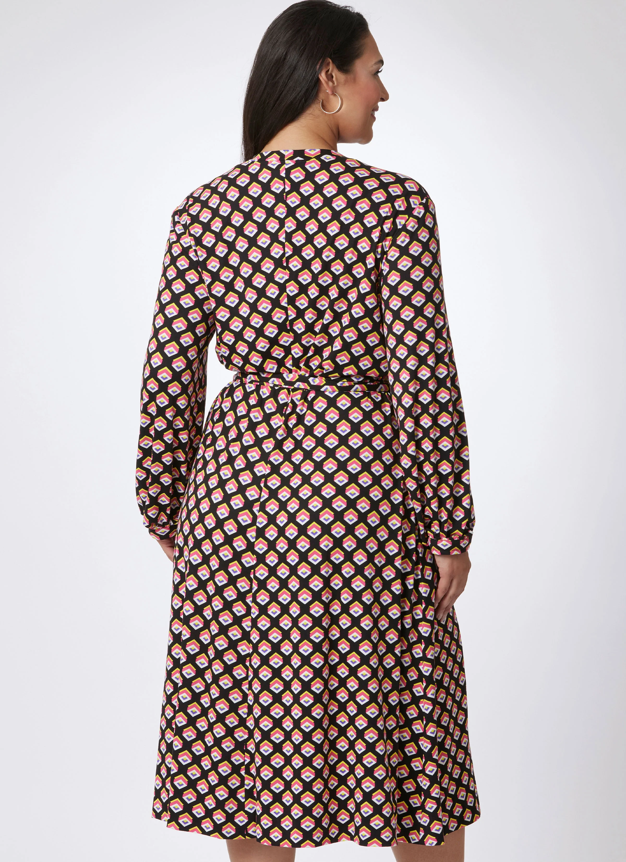 Vogue Vintage Wrap Dress V2081 - Image 19
