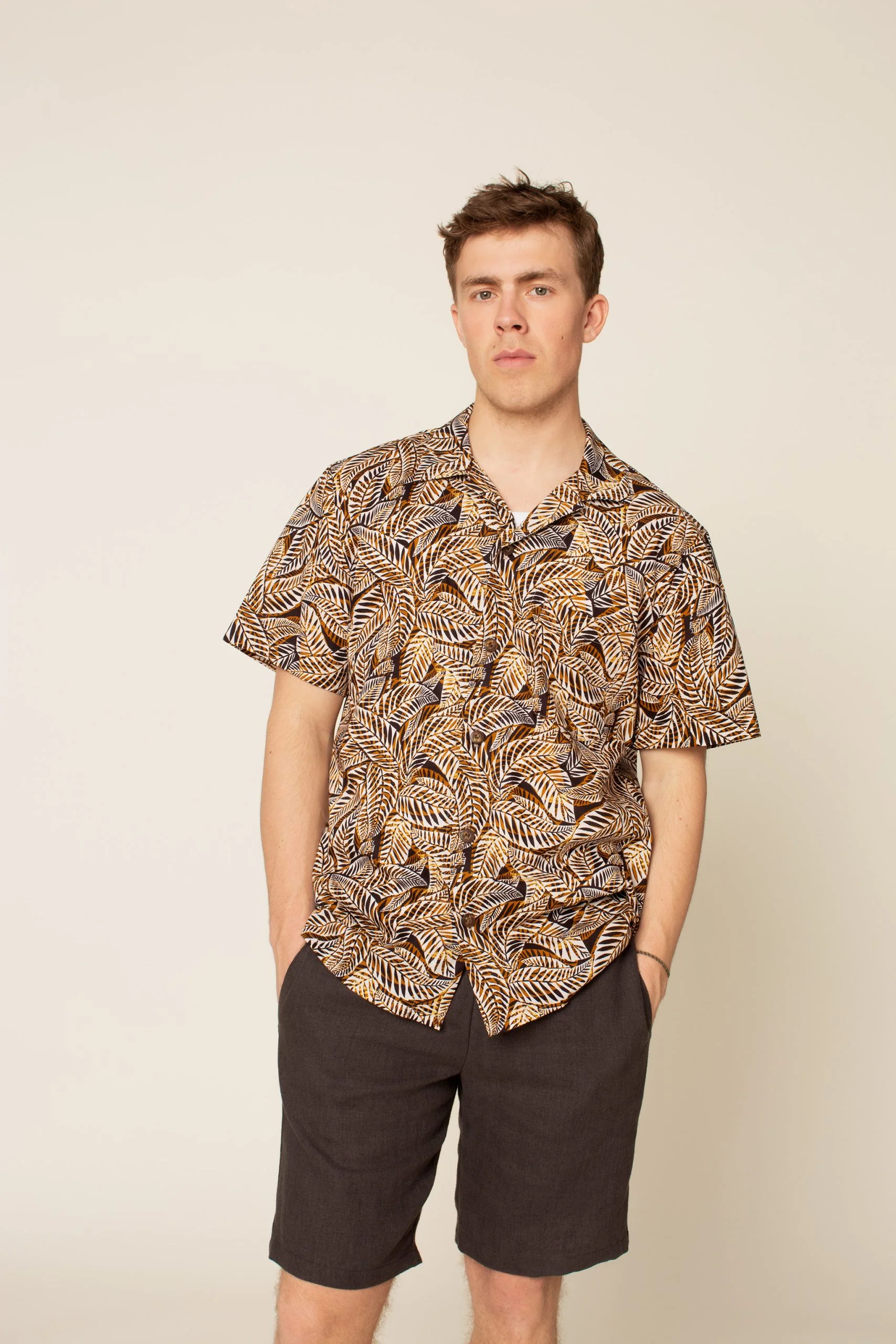 Wardrobe by Me Men's Tropical Shirt - Printed copy shop (+£7.00)